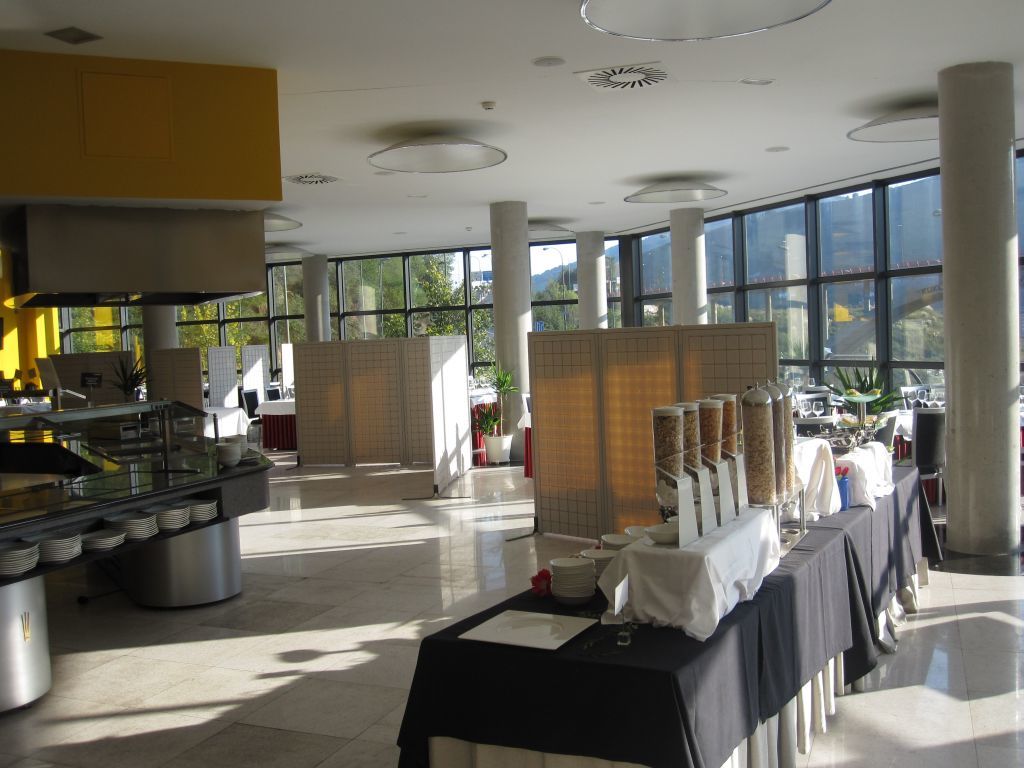 호텔 그란 빌바오 외부 사진 Interior of a hotel