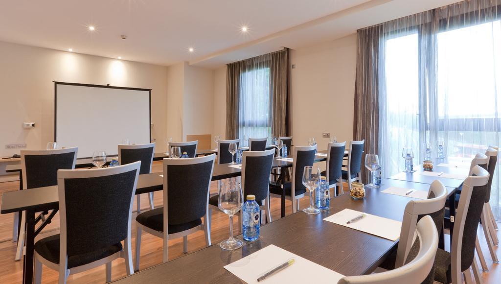 호텔 그란 빌바오 외부 사진 Meeting room