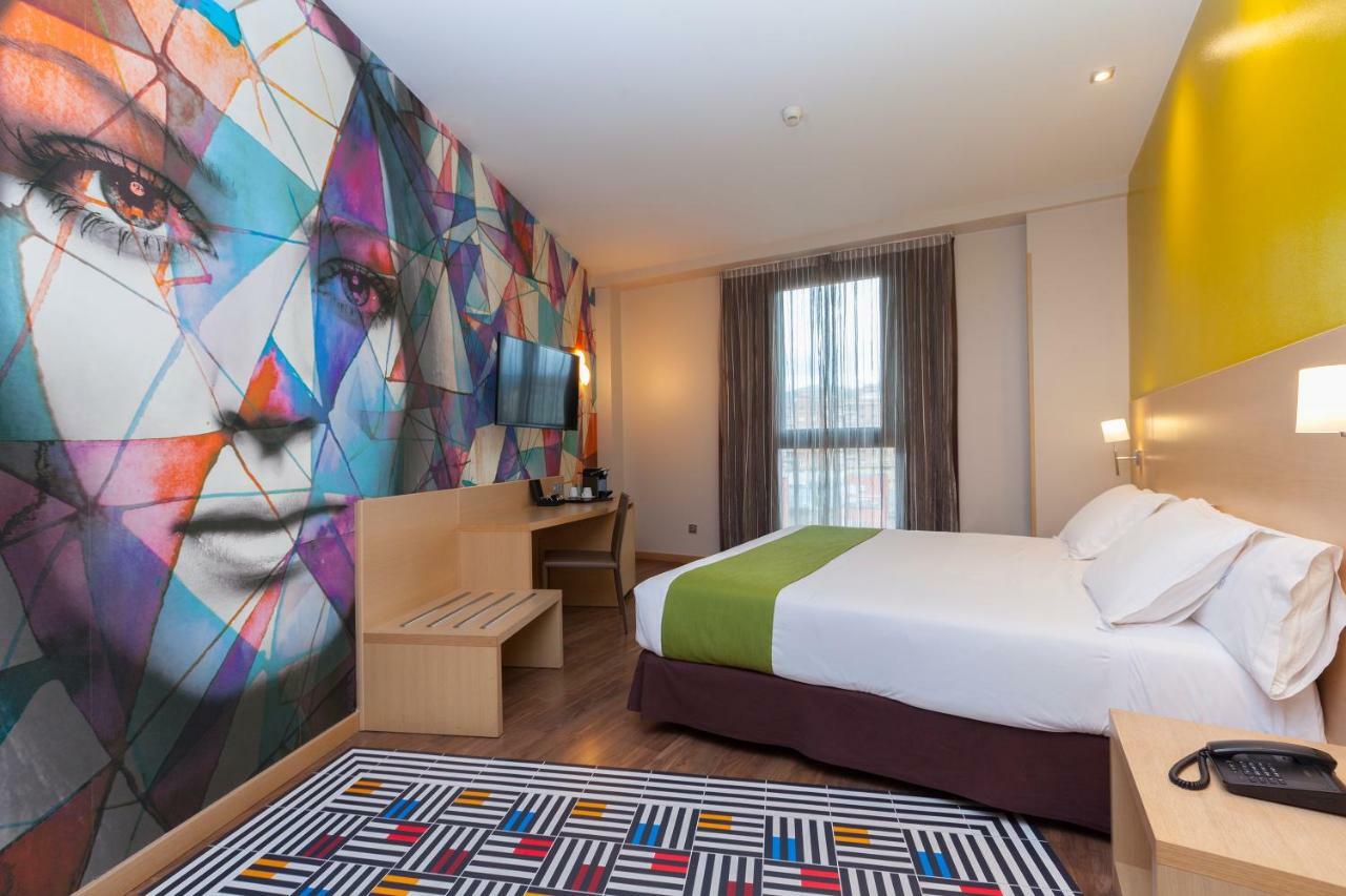 호텔 그란 빌바오 외부 사진 Room at the hotel